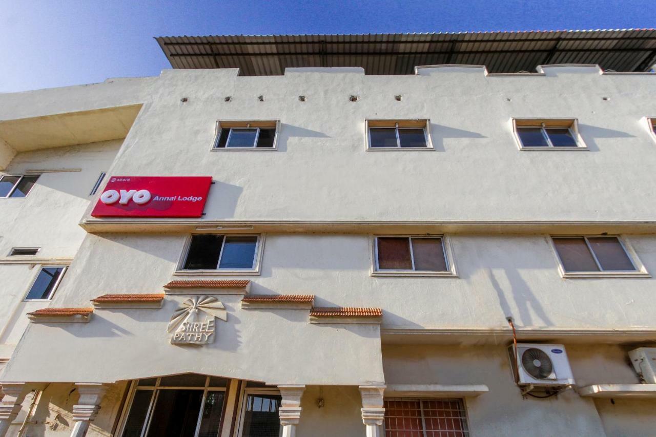 Oyo 45475 Annai Lodge Танджавур Екстериор снимка